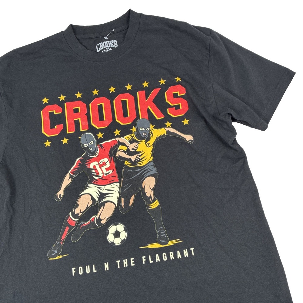 Crooks & Castles Men's Short Sleeve T-Shirt Size Large Soccer World Cup NWOT